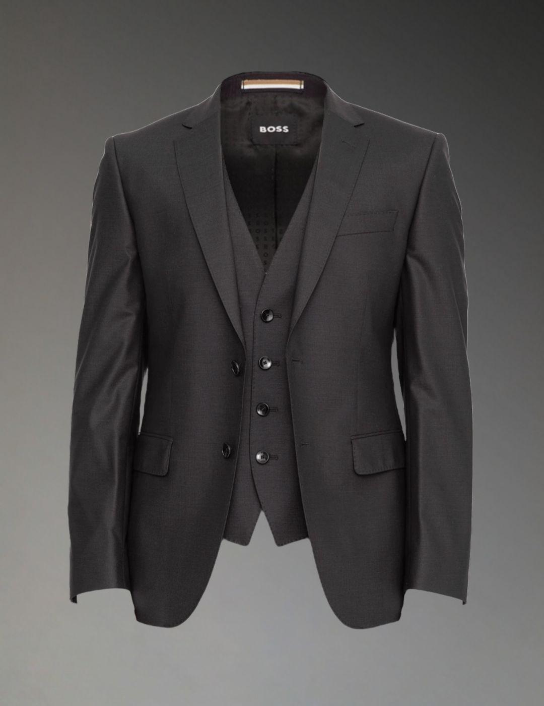 Traje negro BOSS Tres Piezas para hombre.
