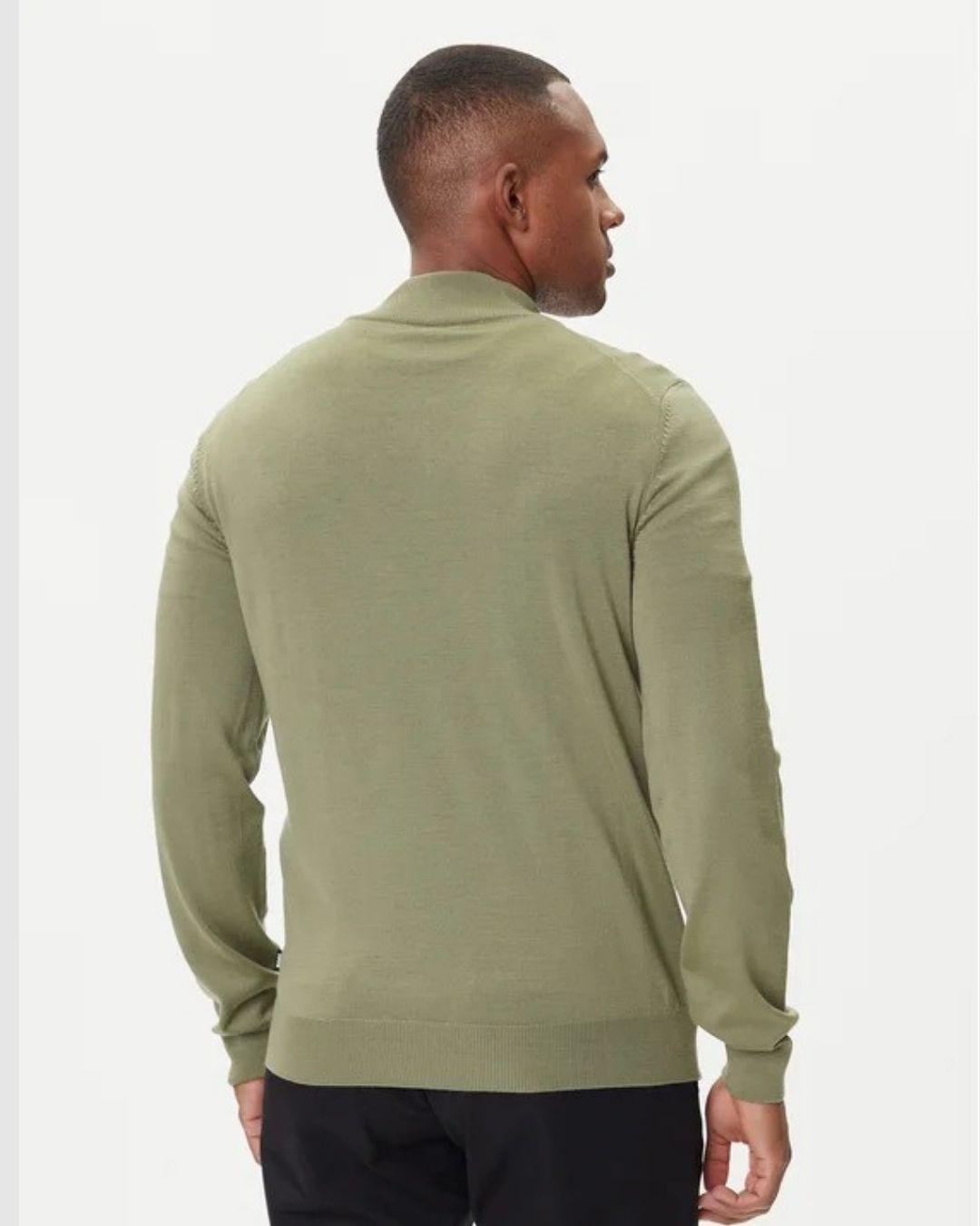 Jersey de cuello con cremallera en lana virgen