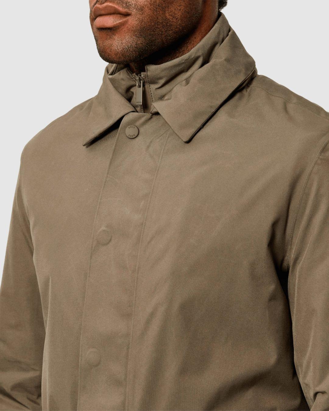 Abrigo impermeable de GORE-TEX® con pechera desmontable