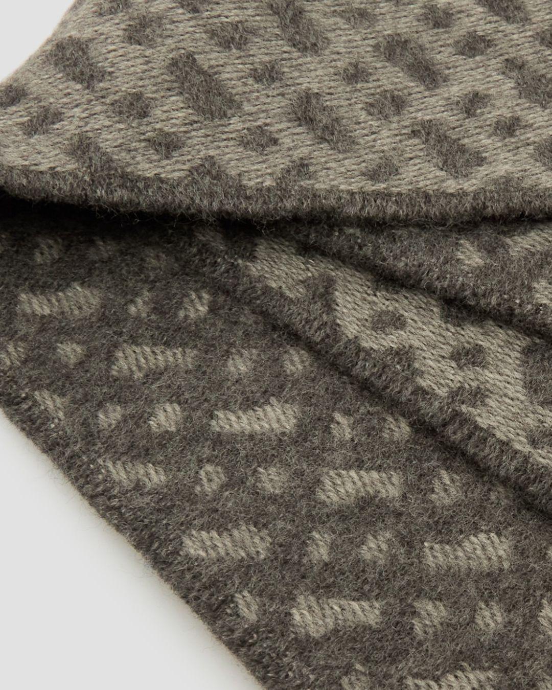 Chal de lana reversible BOSS